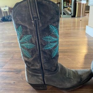 ANGEL CORRAL COWBOY BOOTS